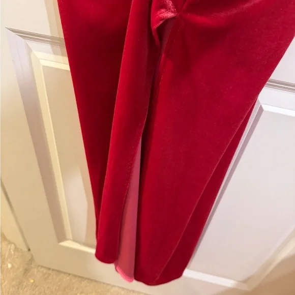Eloquii maxi v neck hot pink velvet dress. Size 20. - Picture 4 of 7